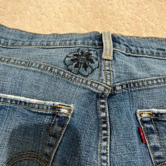 Levi’s Denim Skirt Size 8 - Picture 8 of 9